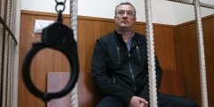 Alegerea se face ca guvernanții români se extind puterile sale (el a trebuit să meargă) Alegerea se face ca guvernanții români își extindă autoritatea