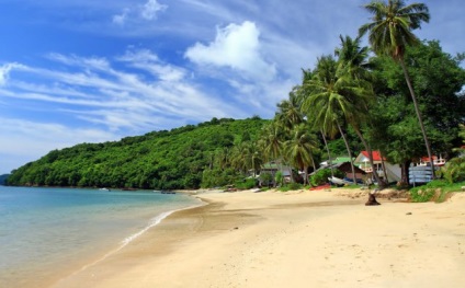 Wave în valuri de sezon Phuket, în cazul în care nu există valuri, în cazul în care valurile mari (plaje) Wave în valuri de sezon Phuket, în cazul în care nu există valuri, în cazul în care marile valuri