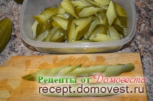 Aperitiv de castraveți marinate (murati) în coreeană - rețete de la domovesta (add) Aperitiv de castraveți (marinate murati) în coreeană - rețete din domovesta