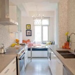 bucătărie de design îngust anunță o lungime un pic mai mult și o sală de mese de dimensiuni mici (mici) bucătărie de design îngust anunță o lungime un pic mai mult și o sală de mese de mici dimensiuni