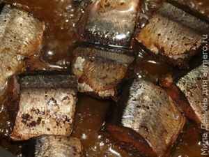 conserve saury de casă (pește) conserve saury de casă