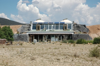 Earthships - acasă de anvelope (acasă Earthships de anvelope de acasă cu case de anvelope Earthships video) Earthships - de origine al pneurilor
