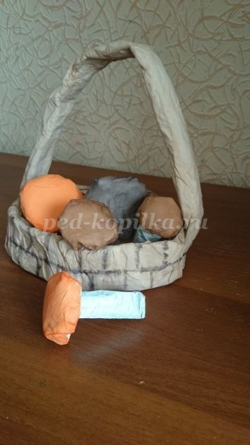 Ciuperci de hârtie cu mâinile (hârtie) Ciuperci de hârtie cu mâinile