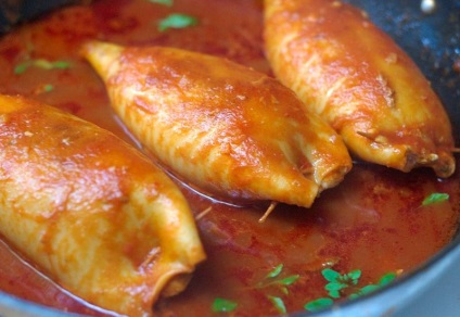 Calamar umplute cu ciuperci si pui - un pas cu pas reteta cu fotografii de pe (de gătit) Calamar umplute cu ciuperci si pui - un pas cu pas reteta cu fotografii de pe