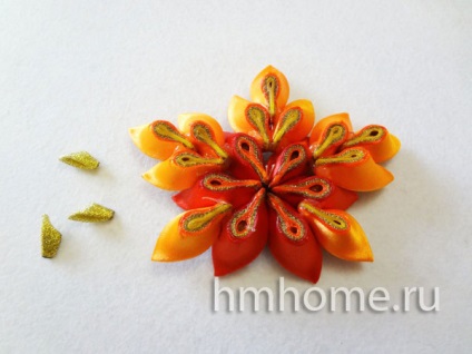 Kanzashi frunze de arțar (segmente de aur panglică) Maple Leaf kanzashi