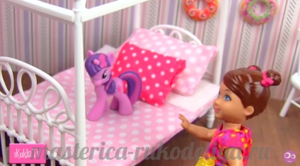 Casa Barbie papusa pentru propriile sale mâini o clasă de master cu video (păpuși) Casa Barbie papusa pentru propriile sale mâini master-class cu video