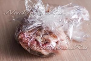 Pui în sos de soia într-un cuptor (soia) Pui în sos de soia în cuptor