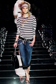 Make-up într-un stil nautic (stil) Machiaj într-un stil marin