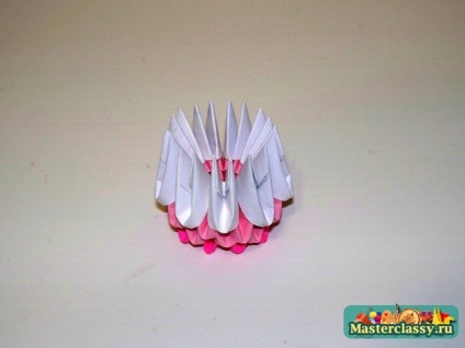 Origami modular (prezentat în roșu) origami modular