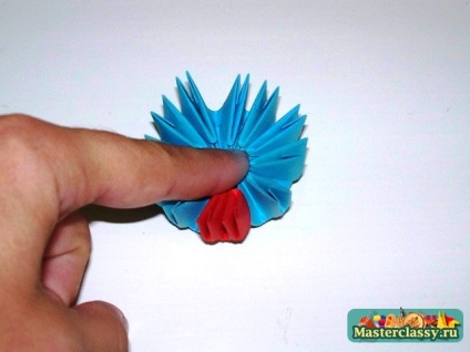Origami modular (prezentat în roșu) origami modular