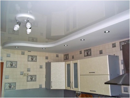 Plafoane întinse în bucătărie (plafoane de bucătărie extensibile) Plafoane întinse în bucătărie