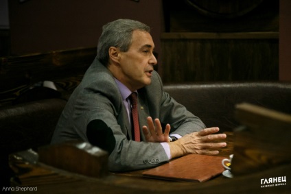 Noaptea Devoratorii Ad (noapte) Noaptea Devoratorii de anunțuri