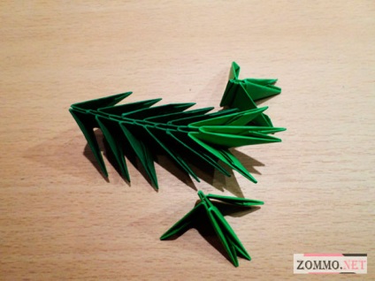 Noi origami pom de Crăciun realizate din hârtie cu asamblare circuit mâini (chestii verde) Noi origami pom de Crăciun realizate din hârtie cu asamblare circuit mâini