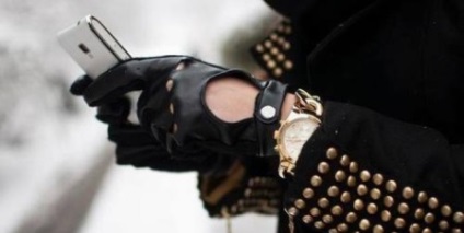 mănuși de degete (83 poze) Femei tricotate model de negru, cu degetele de la picioare deschise și mai scurte (mănuși) mănuși de degete (83 poze) Femei tricotate model de negru, cu degetele de la picioare deschise și mai scurte