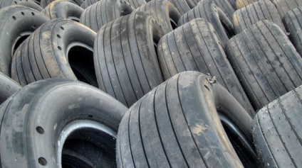 Reciclarea sticle si borcane din noi (cutii) Reciclarea sticle si borcane din nou