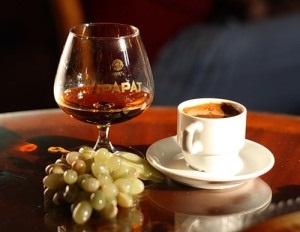 Avantaje și prejudicii de cafea cu coniac - reteta (cafea) Avantaje și prejudicii de cafea cu coniac - reteta