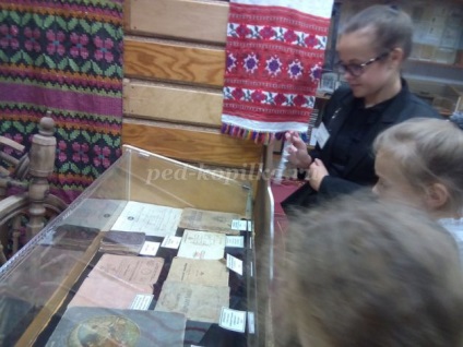 School Museum (Muzeul „Sub acoperișuri) Muzeul școlar
