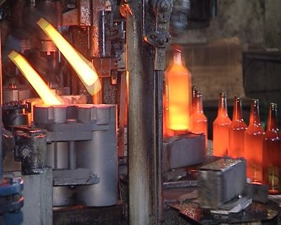 Producția de afaceri de sticlă (sticlă acasă) Activitatea sa de producție a sticlei