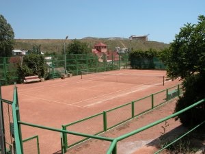 teren de tenis cu mâinile sale (instanță cu mâinile) teren de tenis cu mâinile sale
