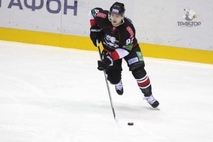 Tribune - Altele 2 () Tribune - Altele 2