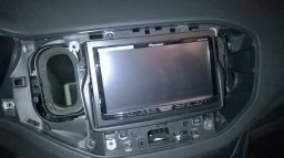 Instalarea 2 din radio Lada Vesta