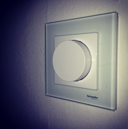 Tipuri de variatoare pentru lampa cu LED-uri (220b va trece prin) Tipuri de variatoare pentru lămpi de LED-uri 220V