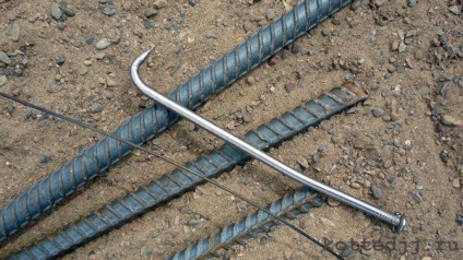 Insotitoare de armare monolitic radier și care se suprapun tehnologia și codurile din construcții (plăci) Legare de armare monolit radier și suprapunerea codurilor de tehnologie și de construire