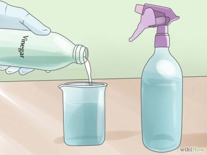 Cum să scapi de mirosul de vomă pe covor