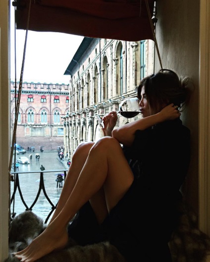 bunica în vârstă de 47 de ani, câștigă Instagram blog-ul lor de moda (bunica) bunica în vârstă de 47 de ani, câștigă Instagram blog-ul lor de moda