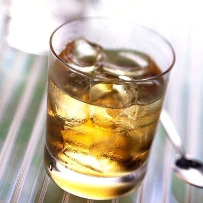 4 Cel mai bun mod cum să bea rom (cocktail) 4 Cel mai bun mod cum să bea rom