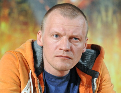 Alexei Serebryakov „mutarea mea în Canada - este pur și simplu o încercare de a rămâne pe teritoriul celeilalte“ (o încercare) Alexei Serebryakov „mutarea mea în Canada - este pur și simplu o încercare de a rămâne pe teritoriul celeilalte“