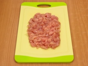 Ananas umplute cu carne de pui, branza la cuptor (ananas) Ananas umplute cu file de pui, la cuptor cu brânză