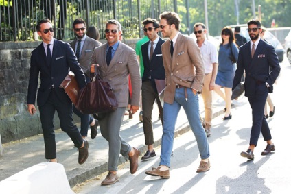 Fără șosete sau «sockless» (șosete) Fără șosete sau «sockless»