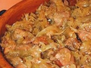 Bigus - varză, compot cu carne (fiert) Bigus - varză, compot cu carne
