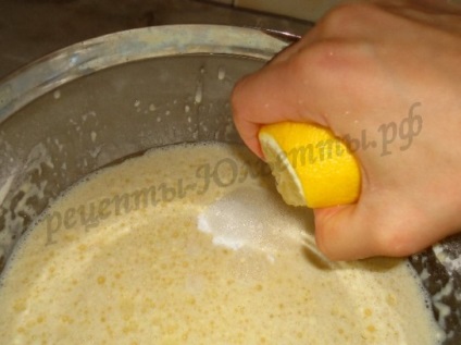 Clătite pe lapte subțire, frumos, nu se lipesc de tigaie! (Clatite subțire) Clătite pe lapte subțire, frumos, nu se lipesc de tigaie!