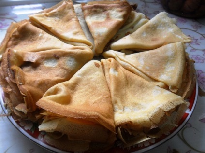 Clătite pe lapte subțire, frumos, nu se lipesc de tigaie! (Lapte) Clătite pe lapte subțire, frumos, nu se lipesc de tigaie!
