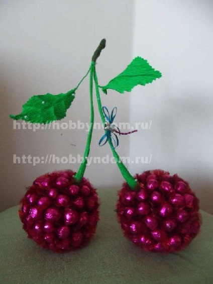 Buchet de dulciuri - cireșe (ciorchine) Buchet de dulciuri - cireșe