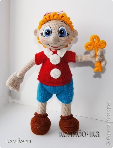 Pinocchio, comandanții de țară (de tricotat) Pinocchio, comandanții de țară