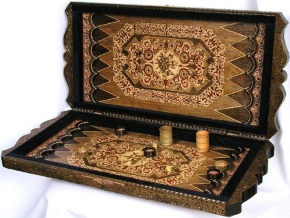Lungă de table variază de la o scurtă (lungă) Lungul de table diferă de scurt