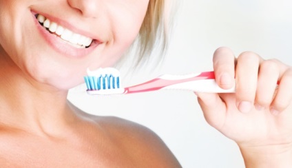 Decât pentru a trata inflamația a fondurilor gingiilor, medicamente, preparate (gingii) Decât pentru a trata inflamatie a gingiilor, medicamente, medicamente