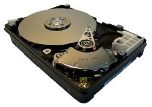 Ceea ce este diferit de ntfs FAT32, somplaz (acceptă dimensiunea fișierului) Ceea ce este diferit de ntfs FAT32, somplaz