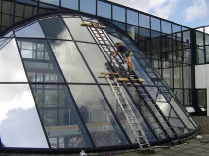 Tipuri de sticlă Designer și caracteristici (sticlă de control solar colorat) Tipuri de sticlă Designer și caracteristici