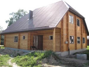 Case din lemn din polubrusa (lemn) Case din lemn din polubrusa