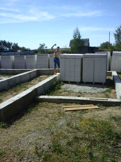 Casa familiei mele cum să construiască o vilă de vis cu mâinile lor (lor) Casa familiei mele cum să construiască o vilă de vis cu propriile lor mâini