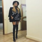 Elizabeth triandafilidi - Casa 2 biografie, fotografii, Instagram, VC, Parish (foto) Elizabeth triandafilidi - Casa 2 biografie, fotografii, Instagram, VC, Parish