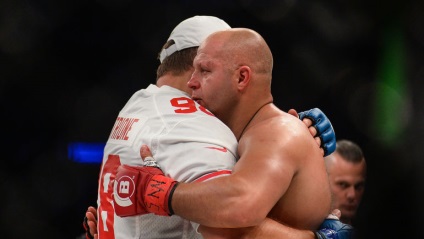 Emelianenko nu pot lăsa să rămână (Emelianenko) Emelianenko nu pot lăsa să rămână