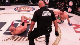 Emelianenko nu pot lăsa să rămână (Matt Mitrione) Emelianenko nu pot lăsa să rămână