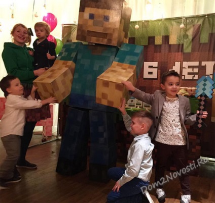 Fotografii din ziua de naștere Miti Kuzina, Clădire 2 News (ziua de naștere Miti Kuzina) Fotografii din ziua de naștere Miti Kuzina, Building 2 News