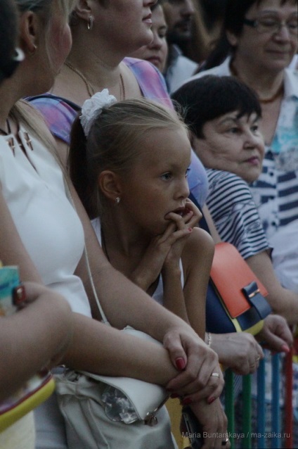 cursă Glamorous pe tocuri (Saratov) (în parc) Tocuri de curse Glamour (Saratov,)
