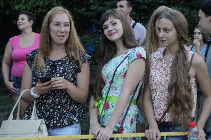 tocuri (Saratov rasa Glamour,) (10) 000r Tocuri de curse Glamour (Saratov,)
